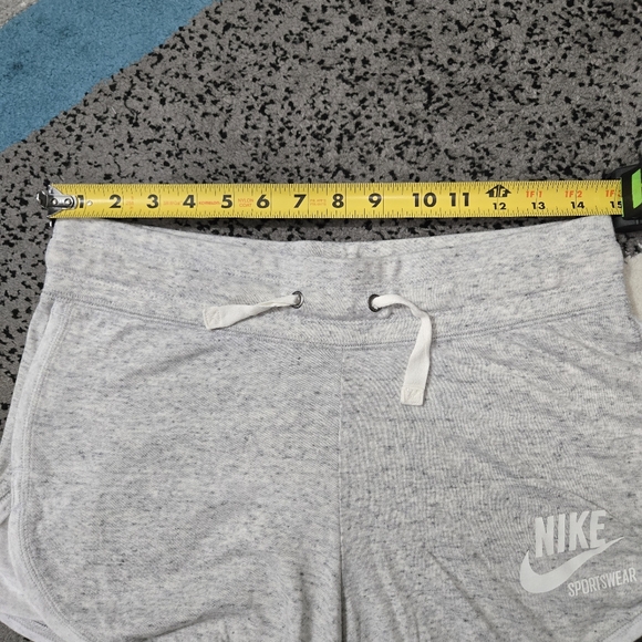 Nike Sportswear Slim Fit Running Shorts, S, GUC - Picture 2 of 10